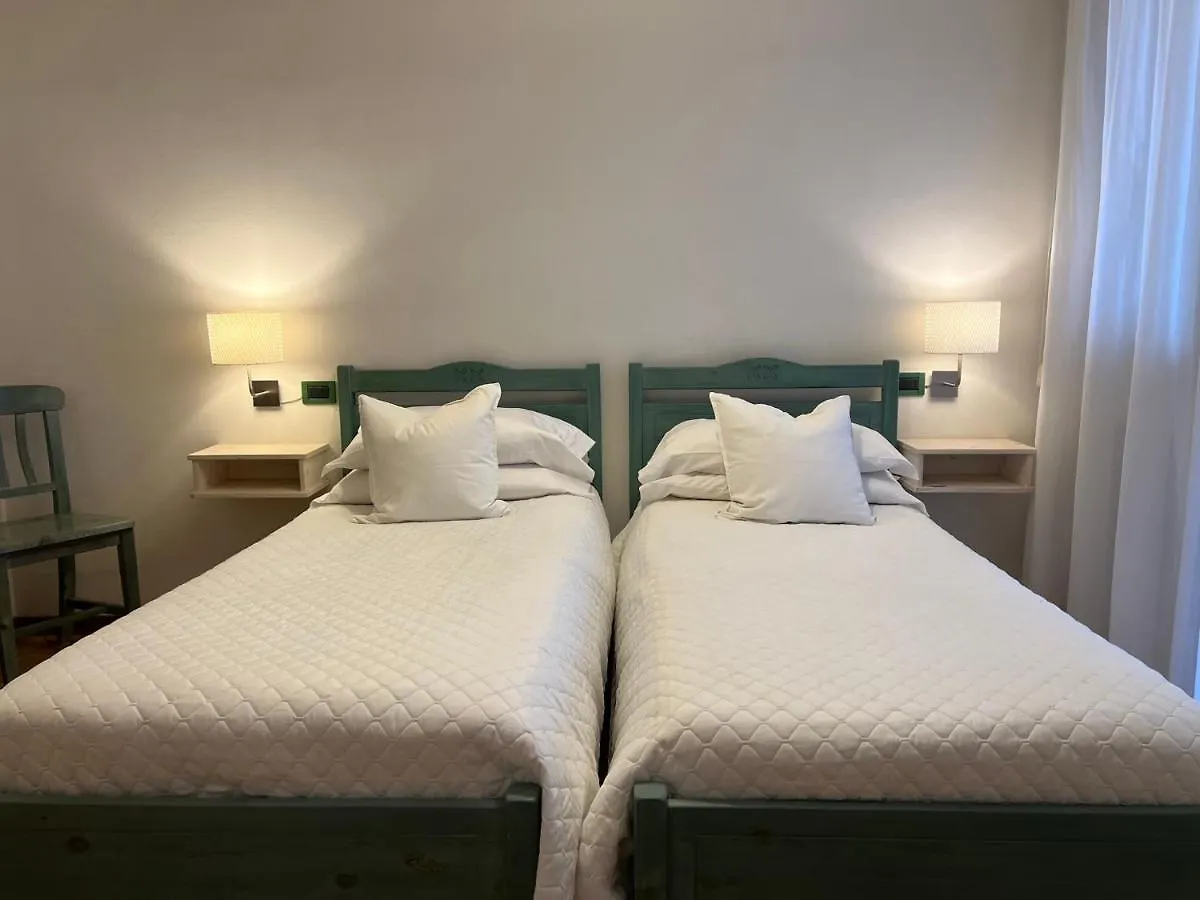Villa Lavinia B&B Montescudaio 3*,