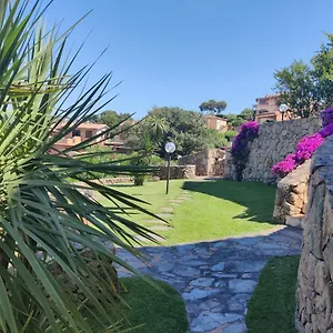 Aparthotel La Costa View ***
