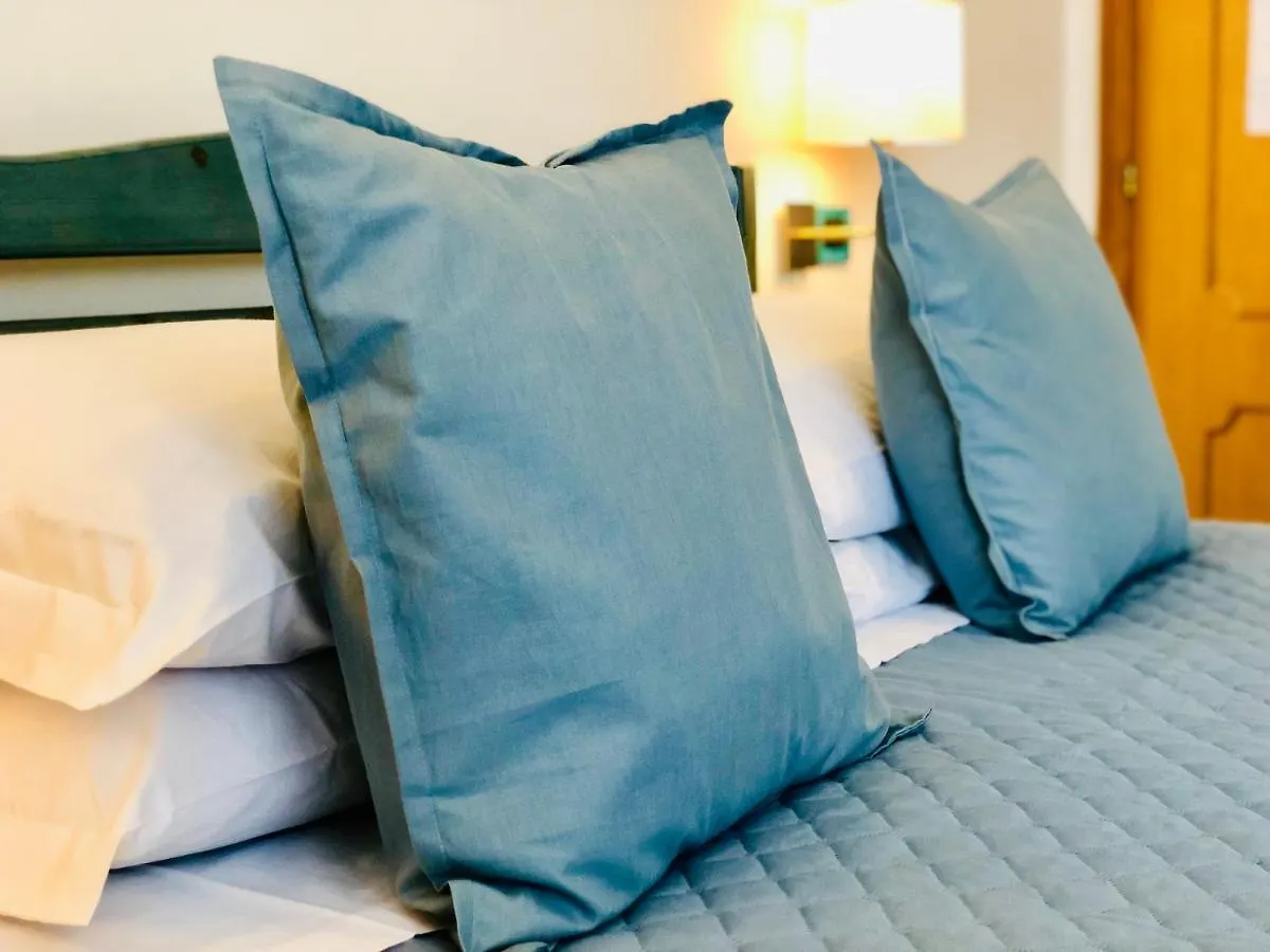 Villa Lavinia B&B Fiorino 3*, Montescudaio