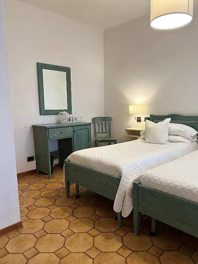 *** Bed & Breakfast Villa Lavinia B&B Fiorino Italy