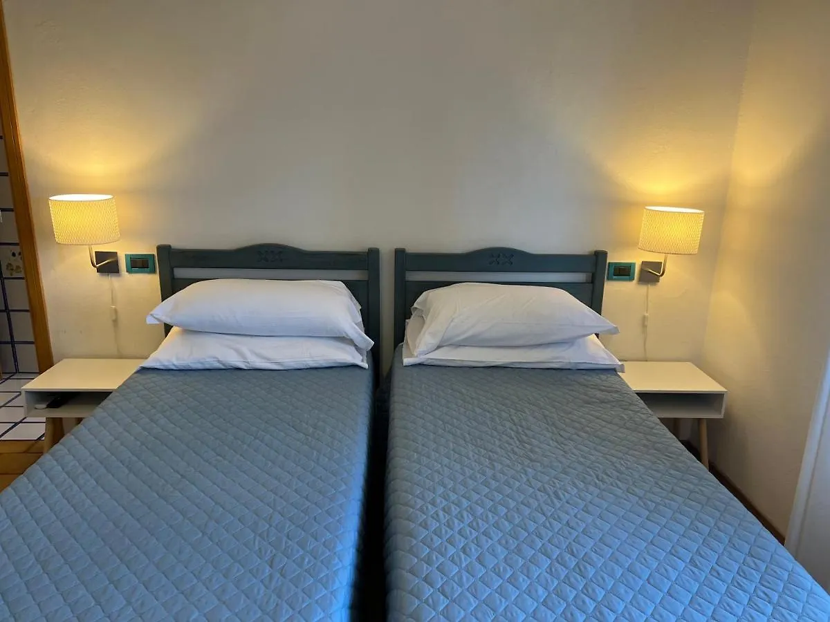 Villa Lavinia B&B Fiorino 3*, Montescudaio
